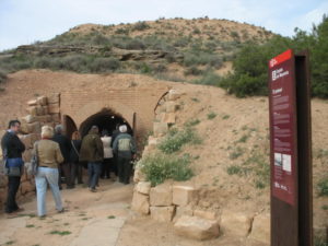 Visit to an air-raid shelter in Alfés built during the Spanish Civil War (2012)